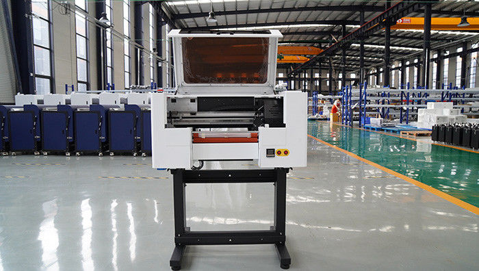 Máquina de impresión digital UV con color de tinta CMYK W+V