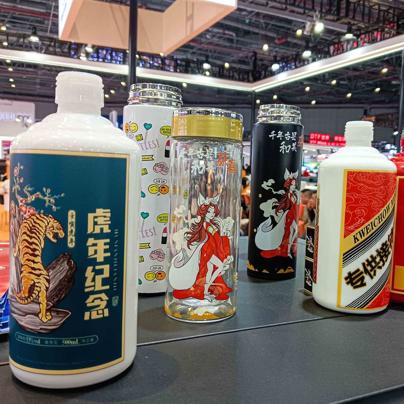 Impresora UV de ancho de impresión A3 para botellas / PVC / impresión de película para aplicaciones de diseño personalizado
